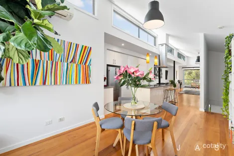 2/1 Jepson St, Yarraville, VIC 3013