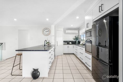 Property photo of 82 Shrapnel Road Cannon Hill QLD 4170