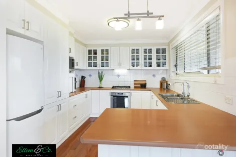 Property photo of 23 Lord Howe Avenue Shell Cove NSW 2529