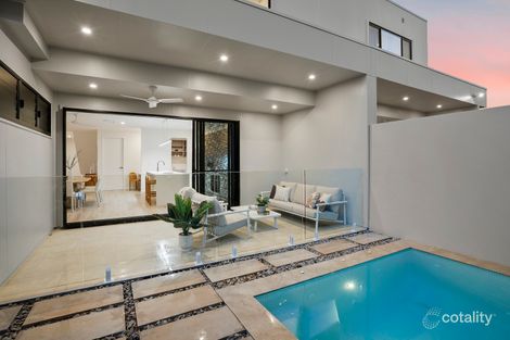 Property photo of 18 Black Wattle Circuit Casuarina NSW 2487