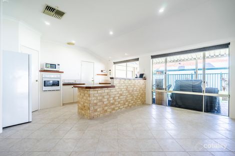 Property photo of 18 Dongara Circle Jane Brook WA 6056