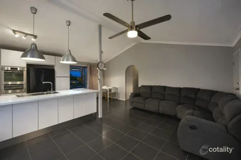 Property photo of 9 Pine Street Hillcrest QLD 4118