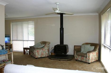 Property photo of 2 Cheryl Street Mannering Park NSW 2259