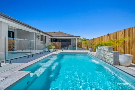 71 BUCHANAN CCT, OXENFORD, QLD 4210