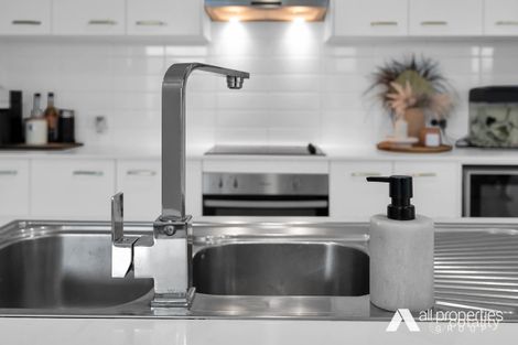 Property photo of 7 Leland Street Yarrabilba QLD 4207