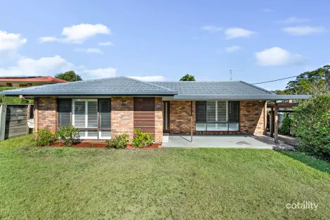 Property photo of 25 Pinaroo Street Battery Hill QLD 4551