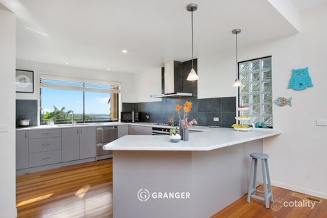 Property photo of 9 Seaview Close Rosebud VIC 3939