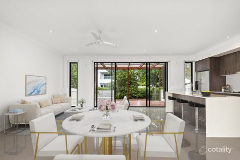 Property photo of 4/323 Bayview Street Hollywell QLD 4216