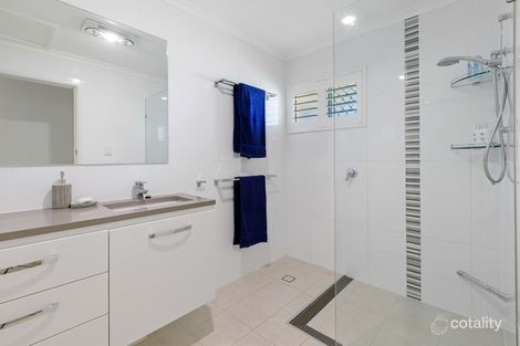 Property photo of 20 Baybreeze Street Manly West QLD 4179