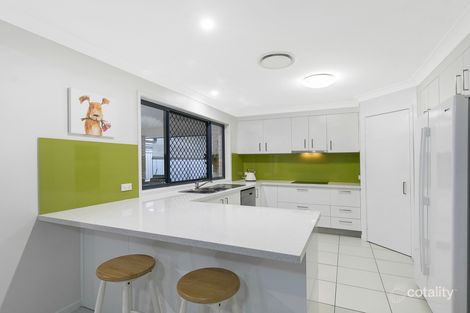 Property photo of 10 Cola Crescent Wynnum West QLD 4178