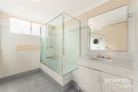 Property photo of 4/1 Parkhill Street Chermside QLD 4032