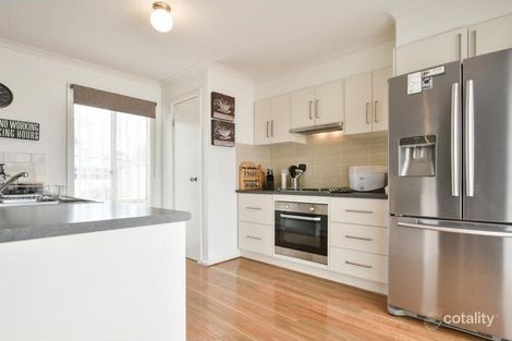 79 Benny Ave, Port Noarlunga, SA 5167