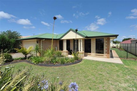 527 Hume St, Kearneys Spring, QLD 4350