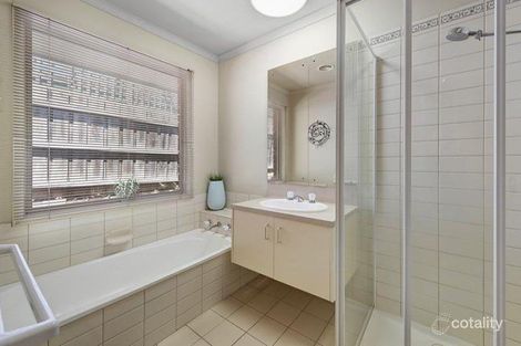 Property photo of 2 Wurrunjerri Place Viewbank VIC 3084