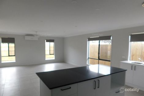 13 Noble St, Pallara, QLD 4110