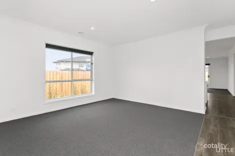 8 Ajax Way, Bonnie Brook, VIC 3335