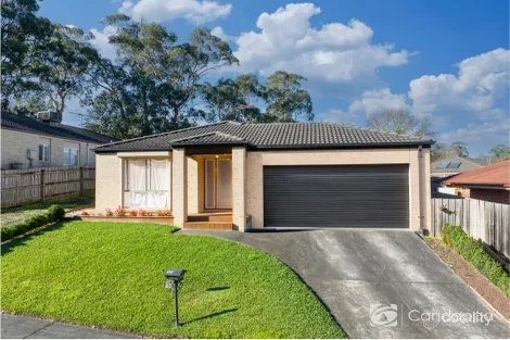 Property photo of 23 Miller Close Drouin VIC 3818