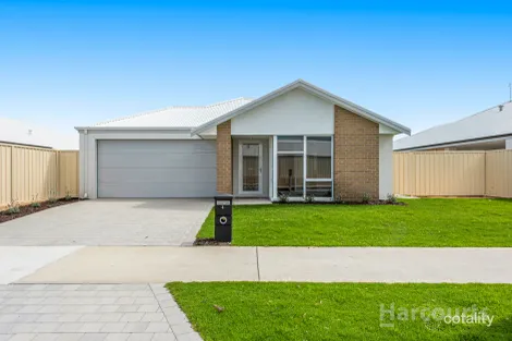 4 Karnak Pkwy, Dawesville, WA 6211