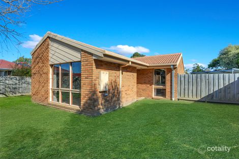 Property photo of 17 Nabilla Court Pakenham VIC 3810