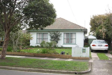 3 Calembeena Ave, Hughesdale, VIC 3166