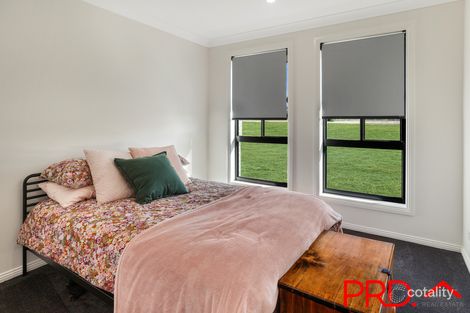 Property photo of 32 Jubata Drive Moore Creek NSW 2340