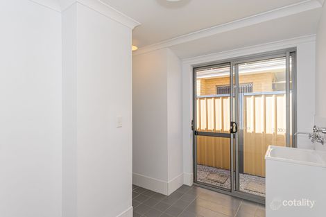 Property photo of 21 Spring Hill Tapping WA 6065