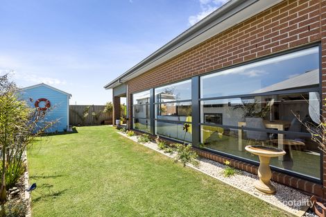 Property photo of 17 Limpet Circuit Point Lonsdale VIC 3225