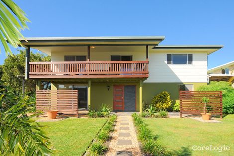 Property photo of 13 Hillcrest Avenue Scarness QLD 4655