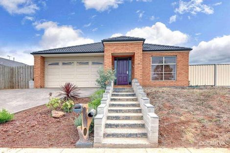 Property photo of 38 Dalray Crescent Kurunjang VIC 3337