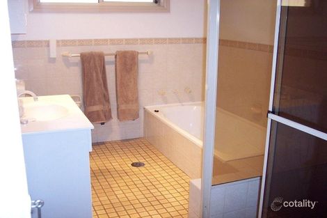 Property photo of 15 Avondale Drive Orange NSW 2800