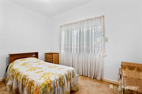 13 Pennell Ave, St Albans, VIC 3021