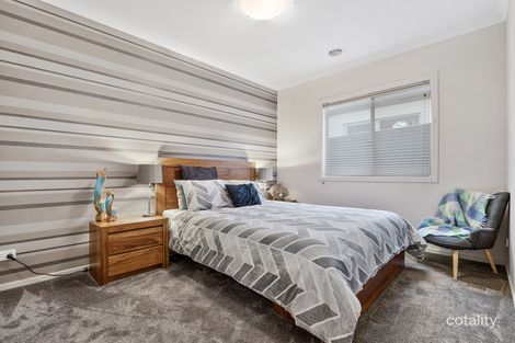 Property photo of 62 The Range Boulevard Croydon VIC 3136