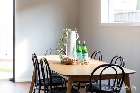 Property photo of 5 Oxbow Street Mickleham VIC 3064