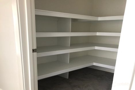 Property photo of 30 Motion Drive Mount Duneed VIC 3217