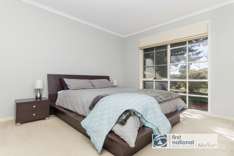 Property photo of 33 Stanley Crescent Brookfield VIC 3338