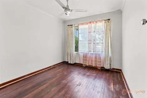 Property photo of 18 Linthorne Way Balga WA 6061