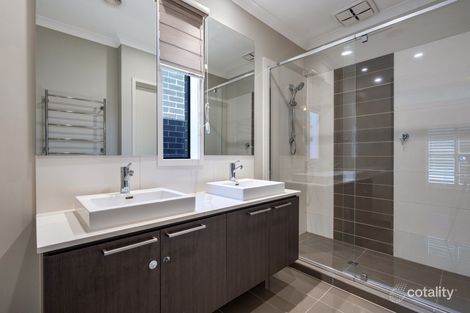 Property photo of 17 Aqua Rise Craigieburn VIC 3064