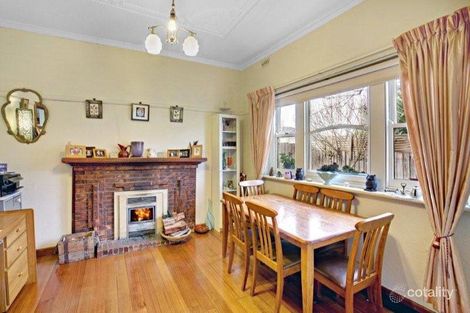 Property photo of 2 Irma Grove Pascoe Vale VIC 3044