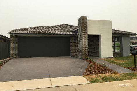 26 Poynting St, Jordan Springs, NSW 2747