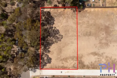 Property photo of 22 Curtain Street Eaglehawk VIC 3556