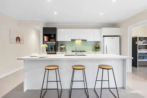 Property photo of 4 Daffodil Way Point Cook VIC 3030
