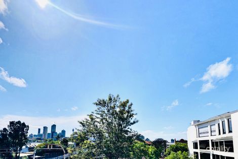 Property photo of 709/161 New South Head Road Edgecliff NSW 2027