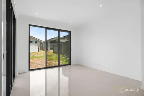 Property photo of 10 Apiary Street Austral NSW 2179