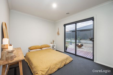 Property photo of 7 Canon Street Leneva VIC 3691