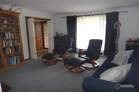 Property photo of 2 Glenhaven Crescent Perthville NSW 2795