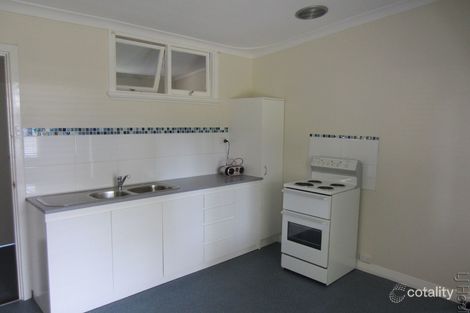 30 Janis St, Halls Head, WA 6210