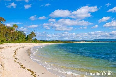 Property photo of 3 Diamond Close Swansea Heads NSW 2281