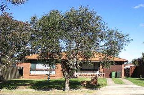 25 Canterbury Rd, St Johns Park, NSW 2176