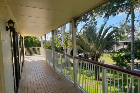 Property photo of 42 Blue Waters Crescent Macleay Island QLD 4184
