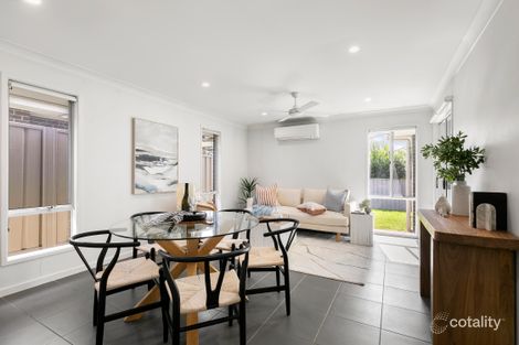 Property photo of 2/8 Croft Close Thornton NSW 2322